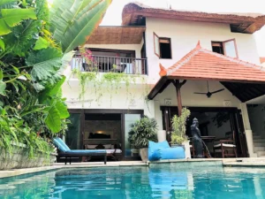 Tampak depan villa carissa 3br private pool eksklusif di seminyak bali